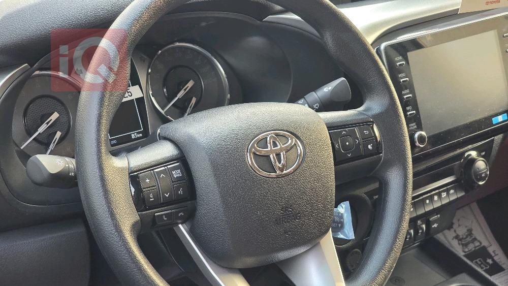 تۆیۆتا هایلۆکس